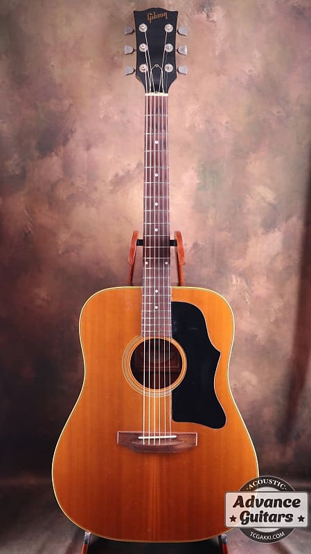 Gibson J-40 1971 - 1981 | Reverb Canada
