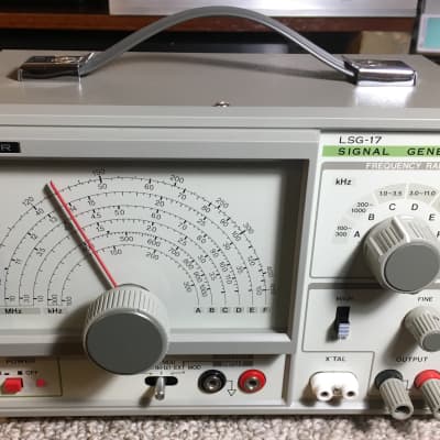 □ LEADER □リーダー電子　LSG-15　SIGNAL　GENERATOR Vintage Leader Electronics LSG-16 Signal Generator working