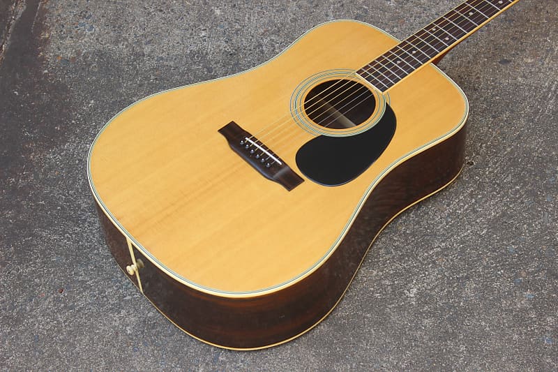 TOKAI GAKKI　HUMMING BIRD CUSTOM ギター 1967 Tokai Humming Bird 230S—with Onboard Fuzz - Premier Guitar