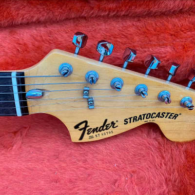 Fender Jon Douglas "Rhinestone" Stratocaster '75 - early '90s serial #3 (only 25 made) image 3
