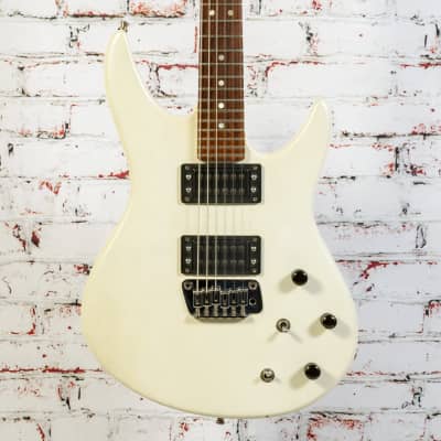 Peavey - Milestone - Electric Guitar - White w/bag x2239 (USED) for sale