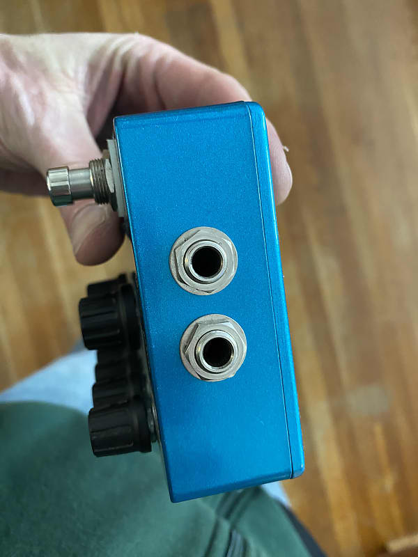 HAO Bass Liner - Bass 5 Band EQ Preamp - Teal Metallic