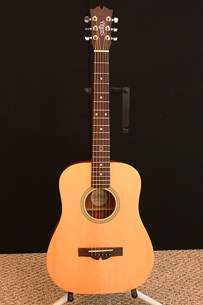 Sierra ST10 Compass Series Parlor Acoustic Guitar - 3/4 Sierra ST10 Compass Series Parlor Acoustic Guitar - 3/4
