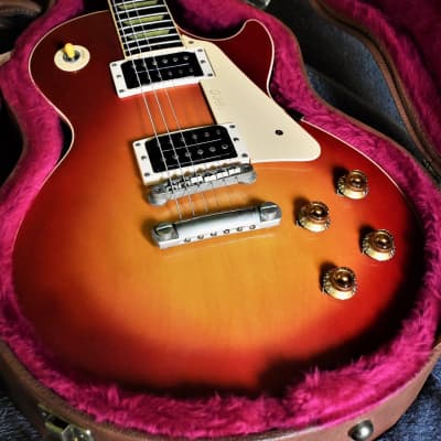Gibson Les Paul Classic 2000 Heritage Cherry Sunburst image 3