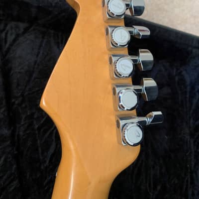 Fender Stratocaster American Standard  1987 in Black image 11