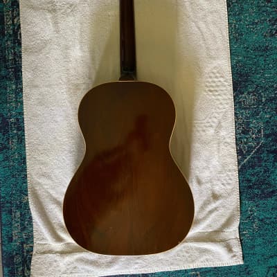 1962 Gibson LG-1   Sunburst image 2