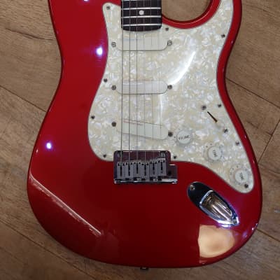 Fender Strat Plus Deluxe with Rosewood Fretboard 1991 Candy Apple Red for sale