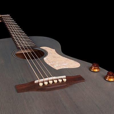 Art & Lutherie Roadhouse Q-Discrete Denim Blue Parlor Acoustic Electric Guitar (Model # 047079) image 12