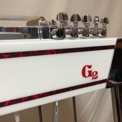 2020 Mullen G2 D10 - White Lacquer/Red Trim image 4