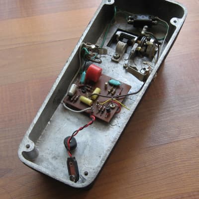 Early 1970s Jen Crybaby Italian Wah with Red Fasel Inductor