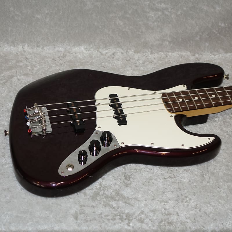 2005 Fender Jazz Bass Guitar MIM Made in Mexico wine red