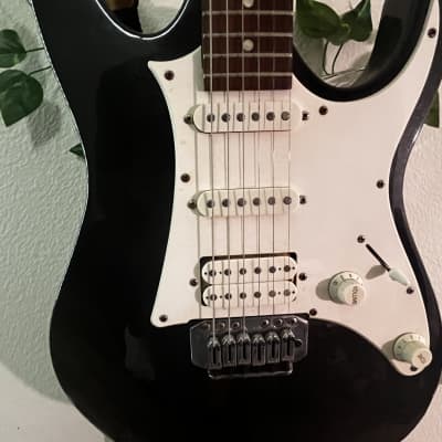 Ibanez GIO Stratocaster HSS | Reverb