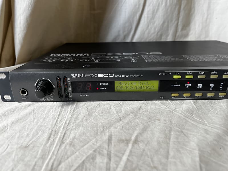 YAMAHA FX900 SIMUL Effects Processor Multi Effects | Reverb