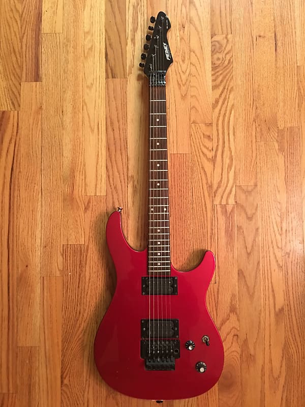 Peavey Predator Plus EXP in Candy Apple Red | Reverb