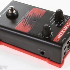 TC-Helicon VoiceTone R1 Vocal Reverb Pedal image 6