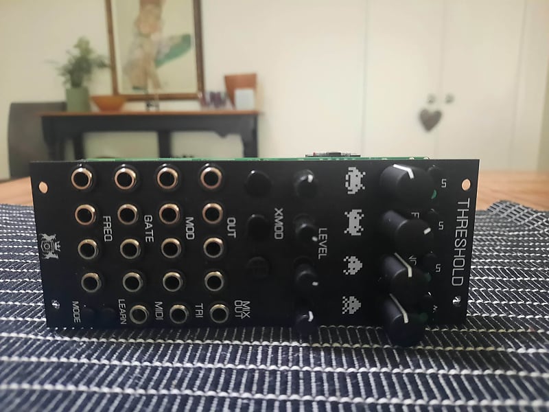 Michigan Synth Works Threshold (Mutable Instruments - Edges clone 
