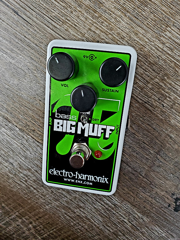 ベースエフェクター NANO BASS BIG MUFF PI エレハモ