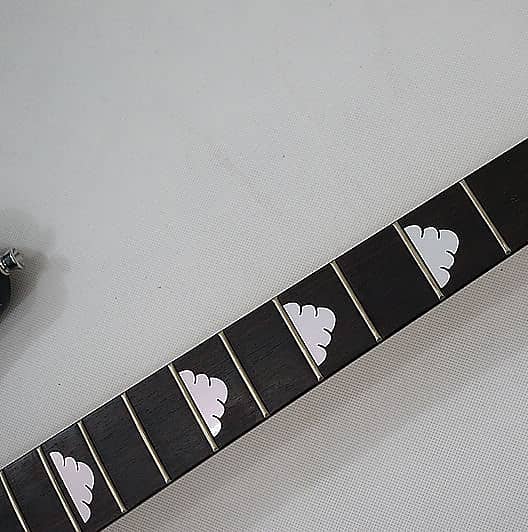 Silver fret on sale