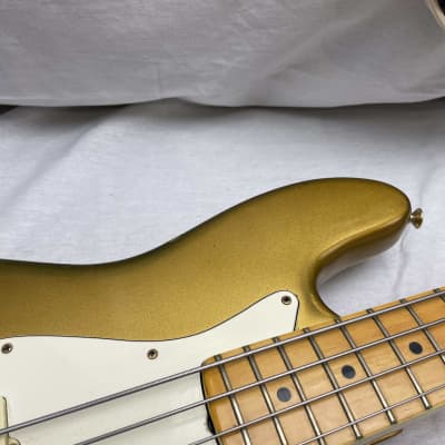 Fender American Collector's Series Jazz Bass 4-string J-Bass with Case 1981 - Gold image 6