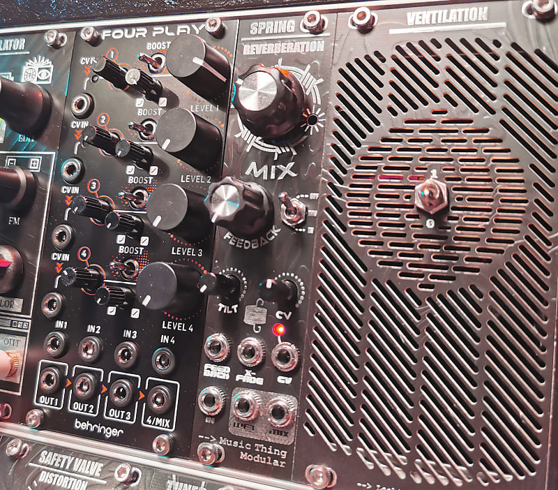 Spring Reverb MKII - Music Thing Modular (with tank) | 6HP