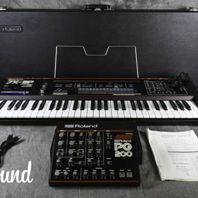 Roland JX-3P Analog Polyphonic Synthesizer w/ PG200 in Very Good Condition