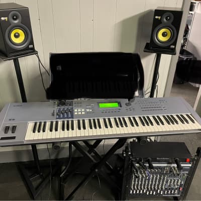 Yamaha Motif ES 7 W/ Monitors, Mixer, Rack Rider, Stands &more