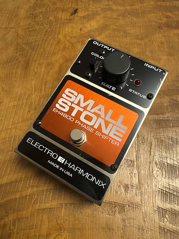 Electro-Harmonix Small Stone EH4800 Phase Shifter | Reverb UK