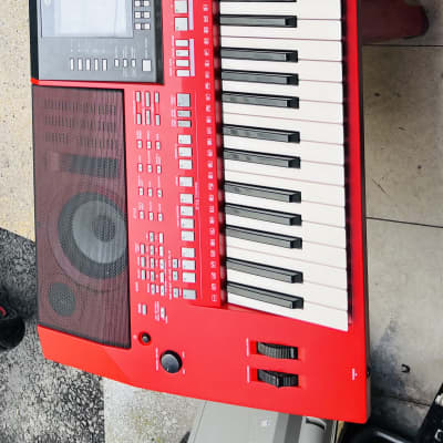 Yamaha PSR-S910 Red 61-Key Arranger workstation limited