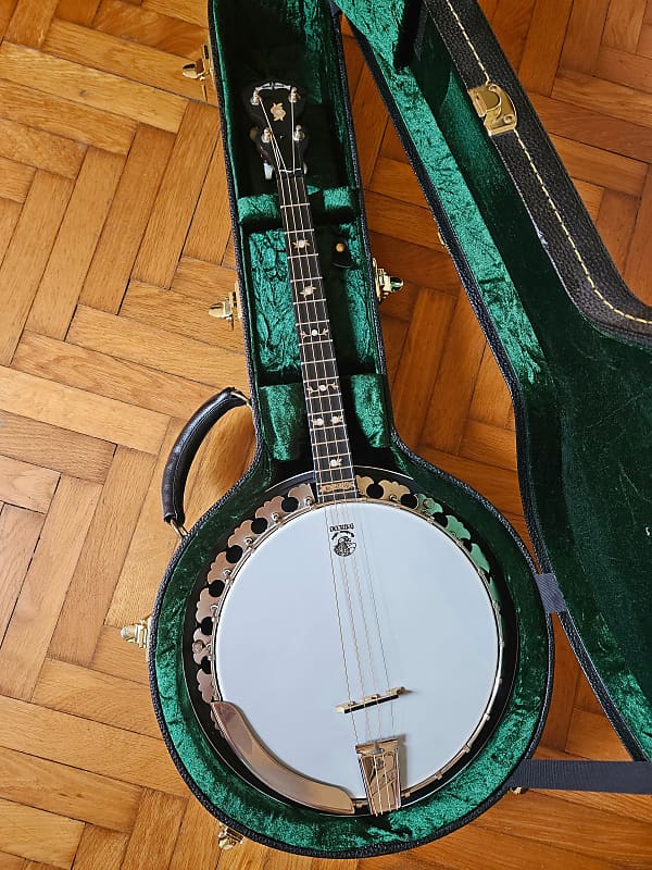 Deering Boston B-17 17 Fret Tenor Banjo 2015 image 1
