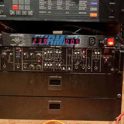 Roland SPV-355 P/V Rackmount Synthesizer 1979 -1984 - Black