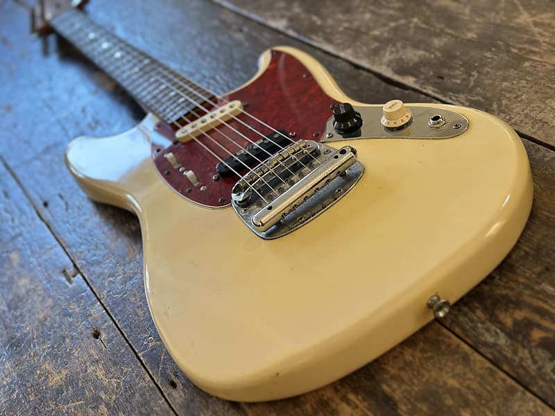 Fender MG-69 Mustang Reissue MIJ | Reverb UK