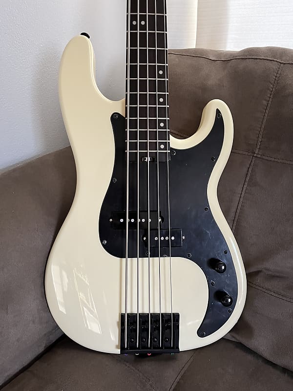 Schecter P-5 Ivy 5 String Bass image 1