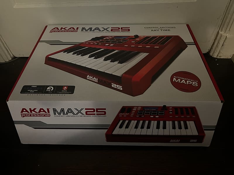 Akai MAX25