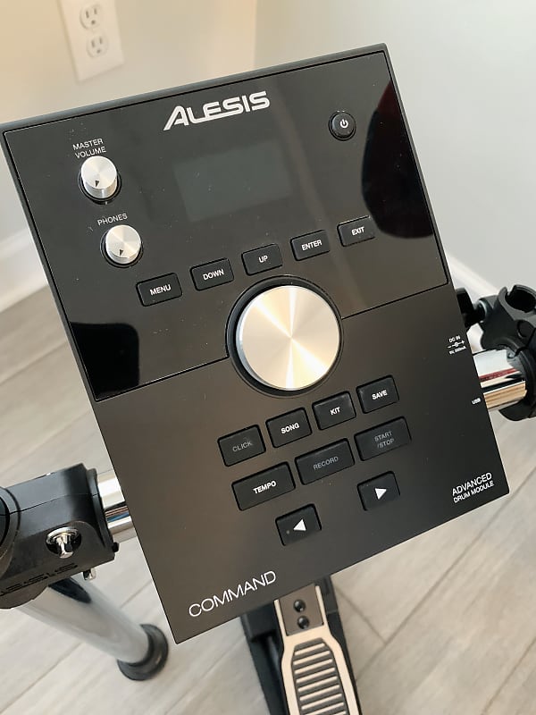 Alesis Command X 9 pc Electronic Drum Kit w/ Mesh Snare and Kick