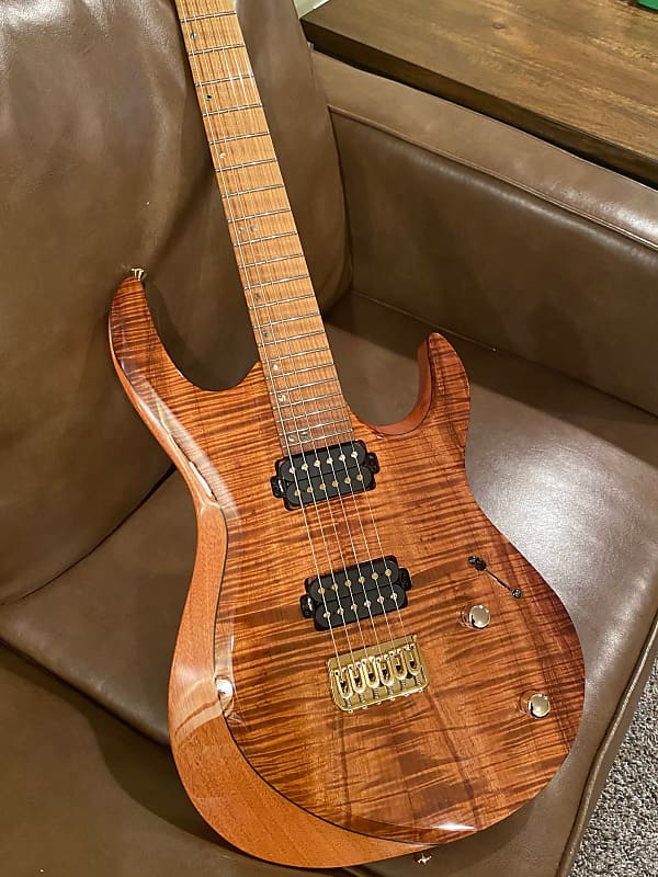 Kiesel roasted store maple neck