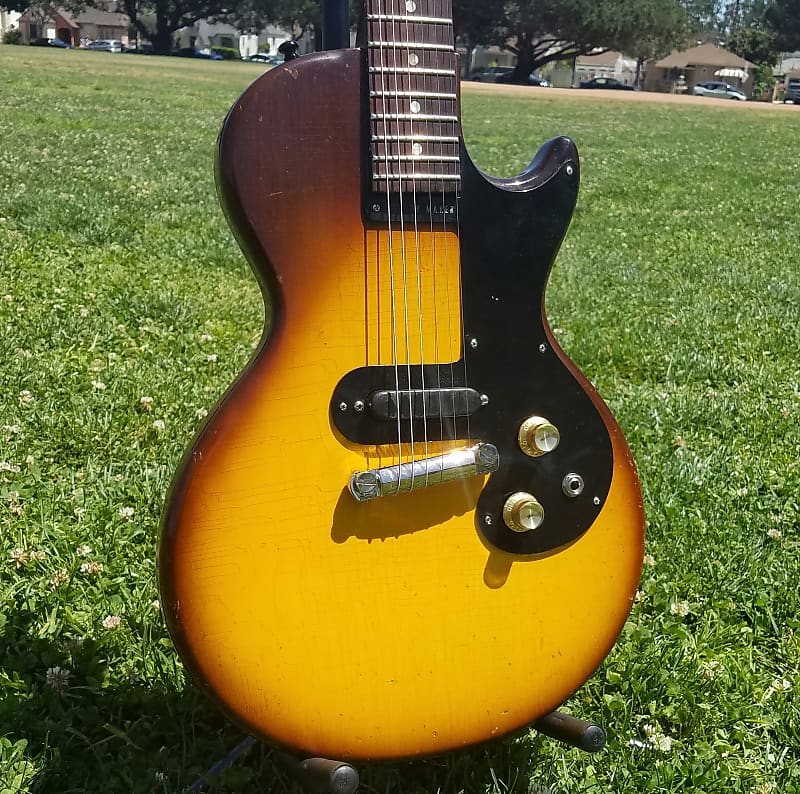 Gibson Melody Maker 1961 Sunburst image 1