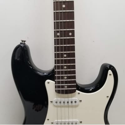 Squier Affinity Series Stratocaster with Rosewood Fretboard 2001 - 2018 - Black image 3