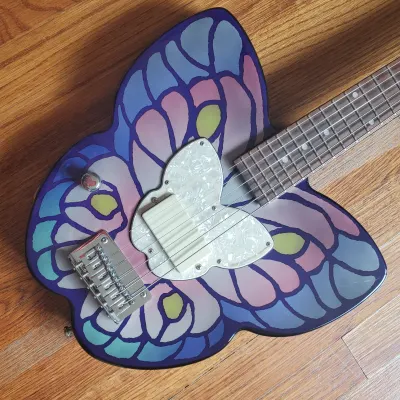 Daisy Rock Debutante Butterfly LH || Short scale electric guitar