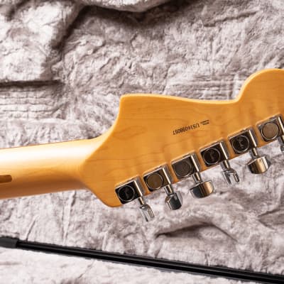 Fender  Jazzmaster American Pro 2016 Sunburst image 6