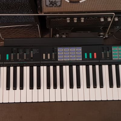 Cutie 80's Yamaha PSR-12 PortaTone Keyboard w/ full-sized keys, original stand image 6