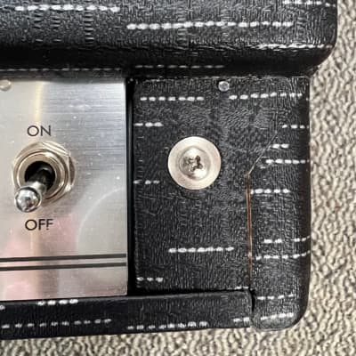 Supro Model 1932R Royale 50-Watt 1x12" Guitar Combo Amplifier - B stock image 7