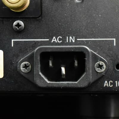Denon PMA-2000SE Integrated Amplifier in Very Good Condition