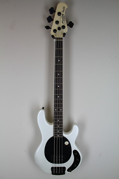 【10758】 Sterling Stingray Ray34 ホワイト Sterling by Music Man Announces 2019 Stingray Basses - Bass