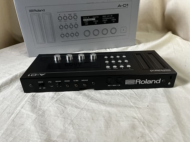 Roland A-01 Boutique Series Controller+Generator Synthesizer