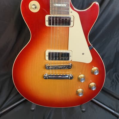 Gibson Les Paul '70s Deluxe 2021 - Present - Cherry Sunburst image 1