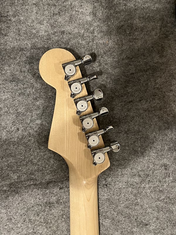 Fender ST-Champ Mini Stratocaster MIJ with Built In Speaker | Reverb