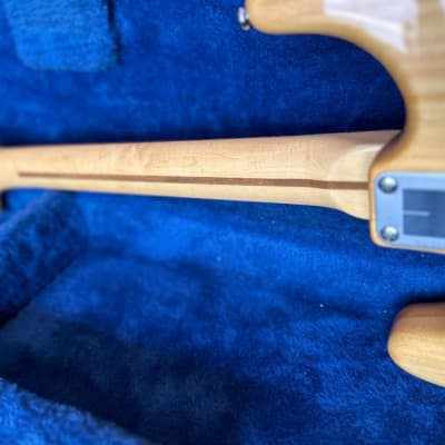 Univox Ripper 1970s Electric Guitar Natural image 18