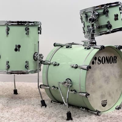 Sonor 18/12/14" SQ2 Vintage Maple Drum Set - High Gloss Pastel Green image 2