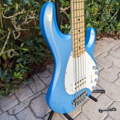 Ernie Ball Music Man Stingray 5 Electric Bass 5-String Maple Neck 2015 image 9