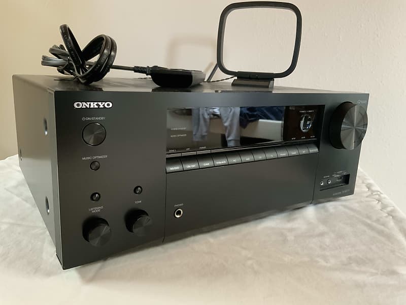 Used Onkyo TXDS777 Surround sound receivers for Sale